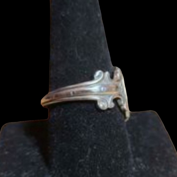 Luxemburg Vintage Boho Spoon Ring Size 9 - Picture 2 of 3